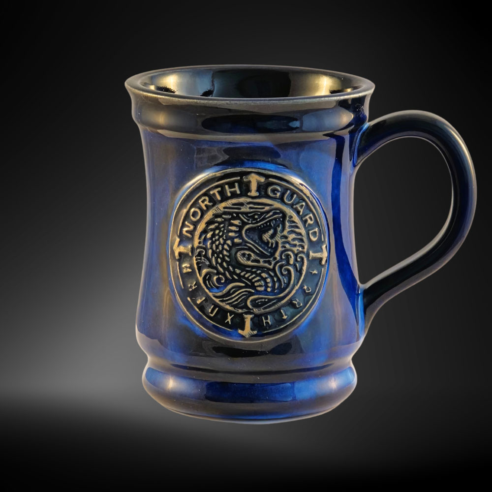 Keramik-Krug "Jörmungandr" - Schwarz-Blau-glänzendes Finish, Limitierte Edition